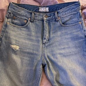 Free people boyfriend jeans size 29